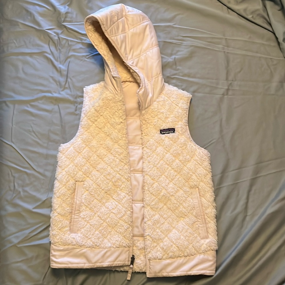 Patagonia Cream Quilted Vest with High Collar
